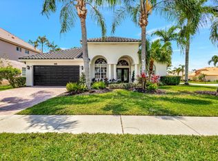 15850 Glen Willow Ln, Wellington, FL 33414