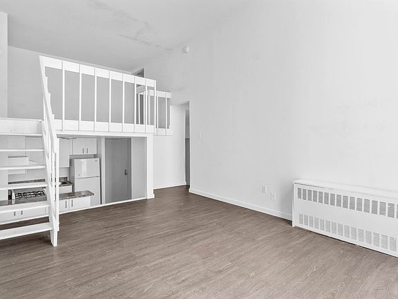 5th image of 88 Fulton St #417
