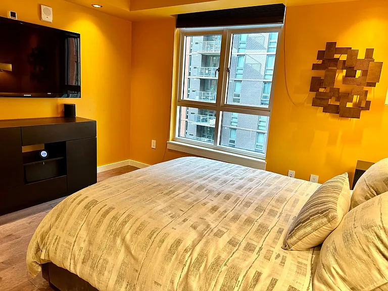 1025 1st St SE #803 — Photo 22
