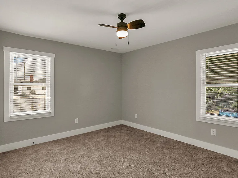 1117 E Naomi St #1117 — Photo 13