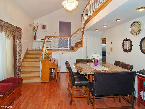 5th image of 1020 Washington Blvd APT 2A