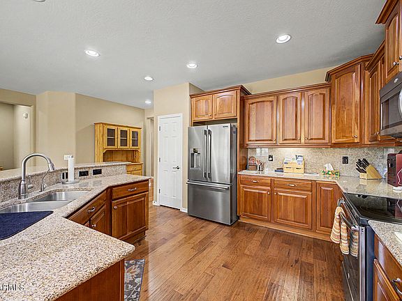 4th image of 21548 N 262nd Lane