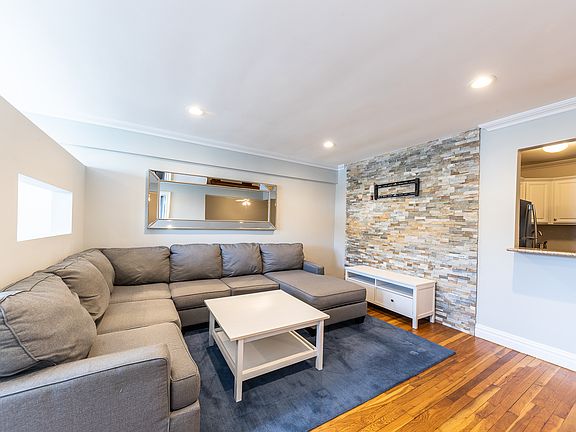 2nd image of 210 E Broadway APT 2C