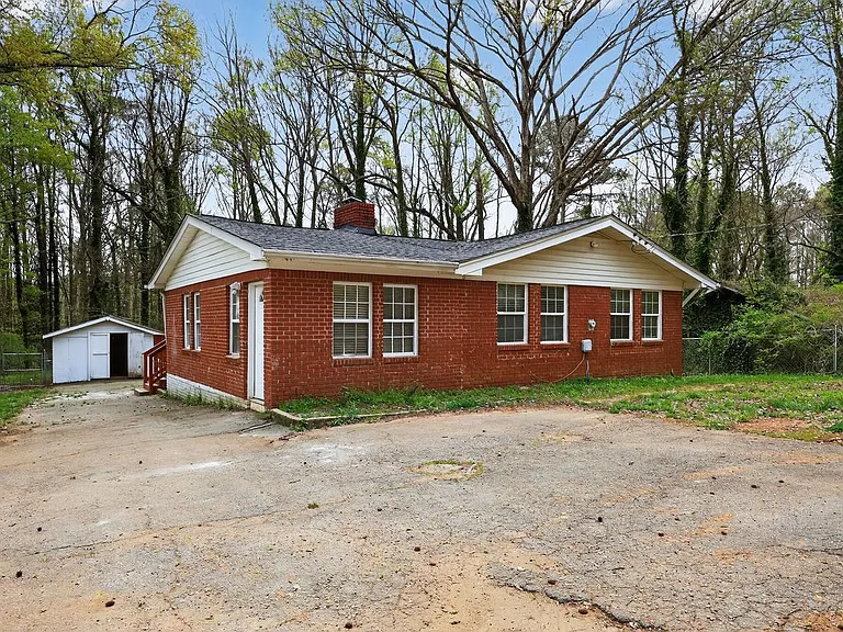 2628 Butner Rd SW — Photo 2