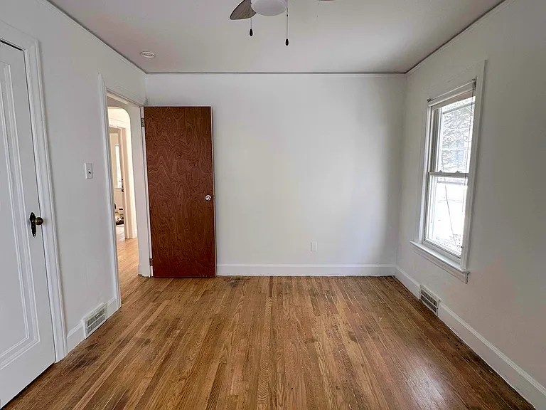 bedroom #1