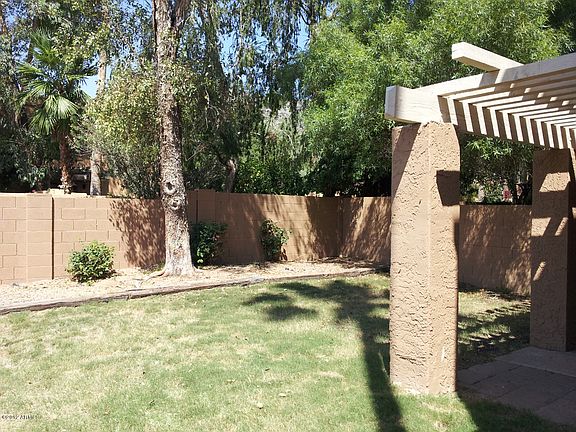 5th image of 730 E North Ln Unit 2
