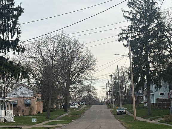 4th image of 200 Fairview Ave