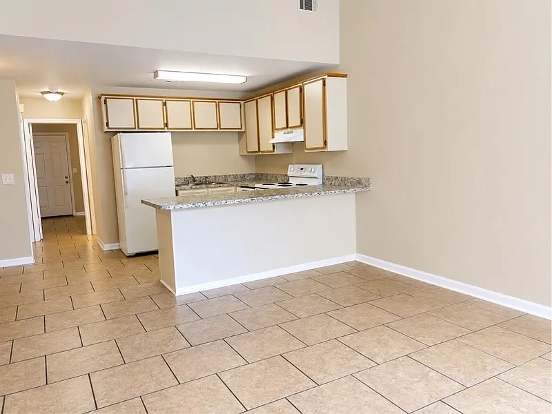 1181 Ocala Rd