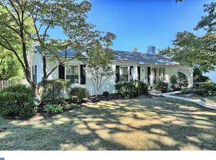 9 Cedarwood Rd, Wyomissing, PA 19610