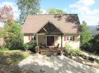 203 Nightshade Ln, New Tazewell, TN 37825