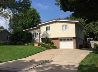 834 Carlton Ave, Faribault, MN 55021