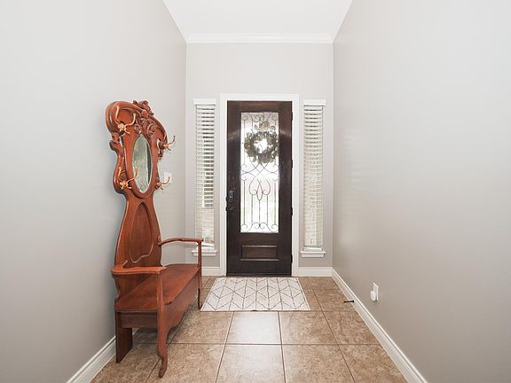 4th image of 6531 Camillia Ct