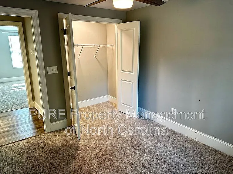 708 Union St S — Photo 55