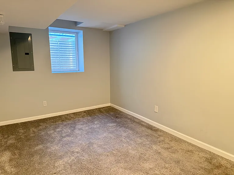 8413 E Bayley St — Photo 32