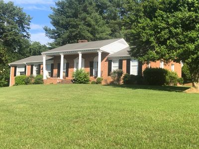 202 Sunset Cir Madison Heights Va 24572 Zillow