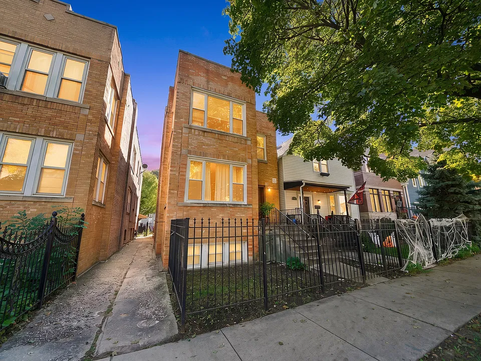3063 N Gresham Ave #1