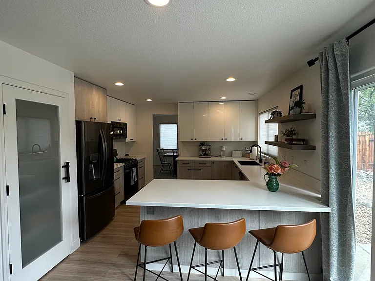 Loma Verde Dr — Photo 5