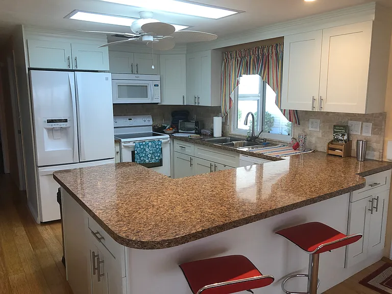 122 Martinique Rd — Photo 16