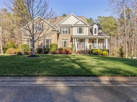 2nd image of 10932 Kings Pond Dr