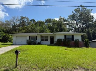 3385 S Highlands Ave, Inverness, FL 34452