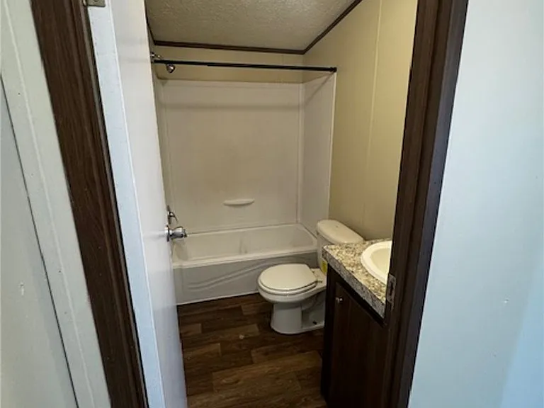 115 Burns Rd — Photo 6