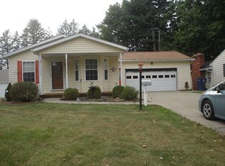 435 Sherwood Dr W, Newark, OH