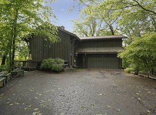 2035 Shady Oak Dr, West Saint Paul, MN 55118