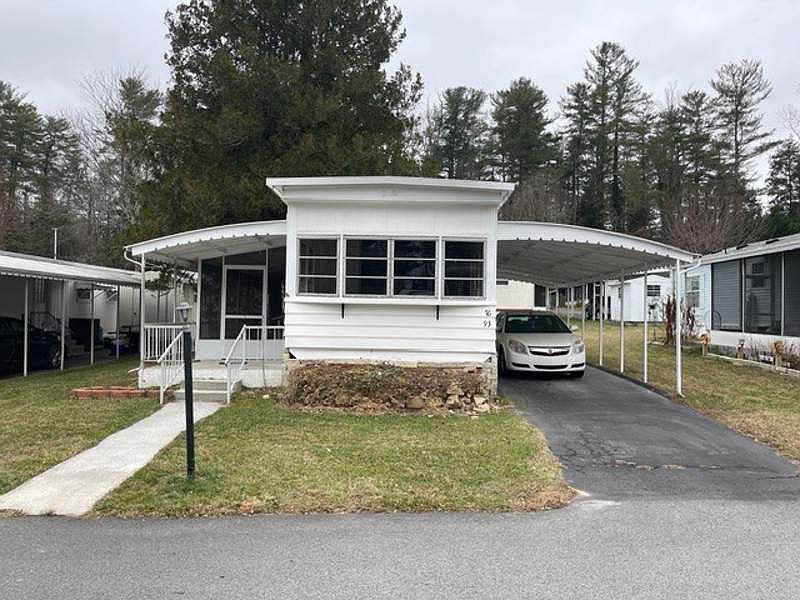 76 Blue Spruce Ln #93, Hendersonville, NC 28739 | MLS #11642523