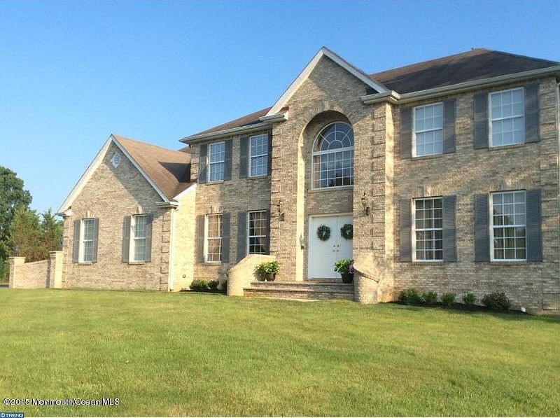 2nd image of 21 Scott Dr
