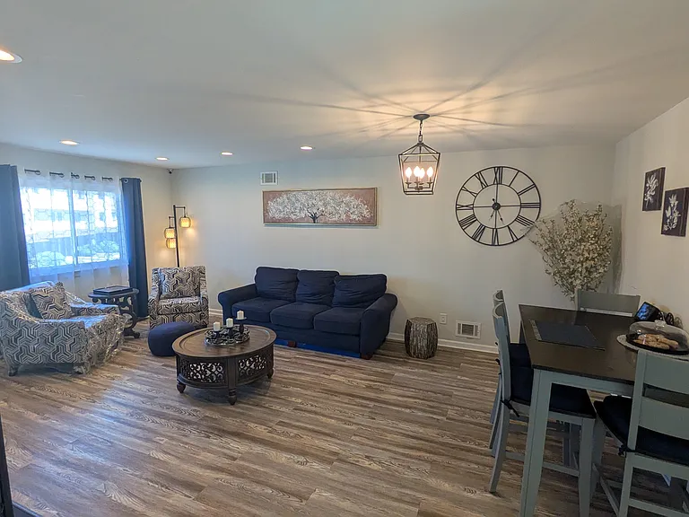 307 Orchard Meadows Dr — Photo 10