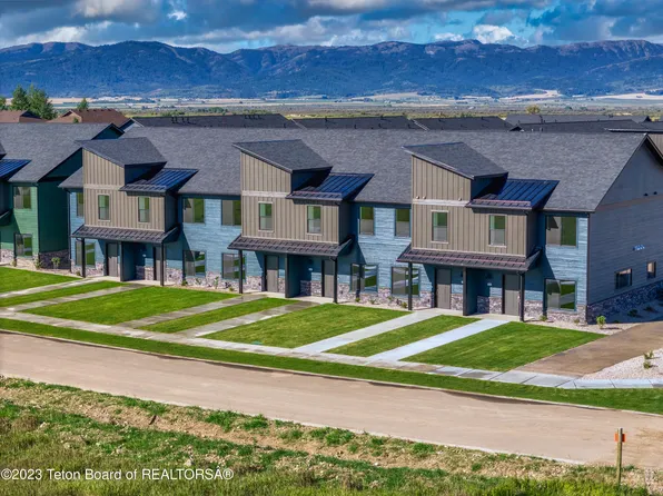 1601 Grinnell Way, Driggs, ID 83422