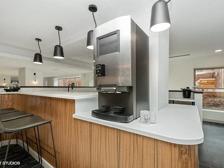 Carver and Slowe Apartments — Photo 72