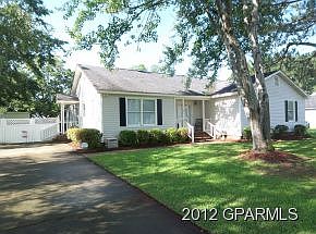 1st image of 208 Gloria St