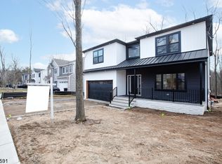 125 Rivervale Rd, River Vale, NJ 07675