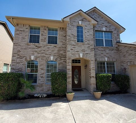 2nd image of 310 Royal Troon Dr