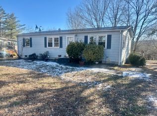 557 Carwile Rd, Rustburg, VA 24588