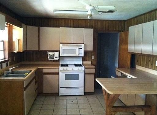 5th image of 619 Meadow Dr