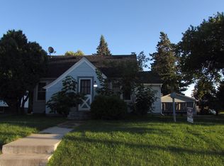 1025 Main St, Junction City, WI 54443