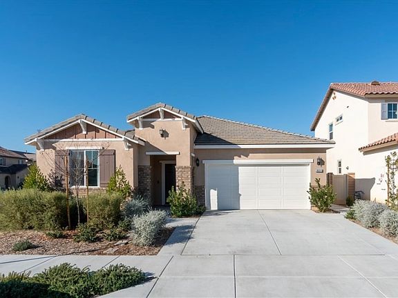 2nd image of 30311 Cromwell Cir