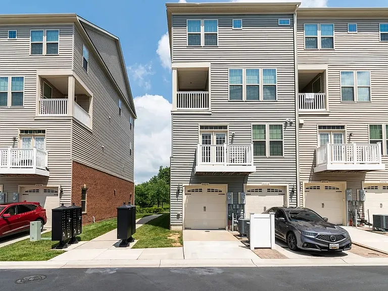 8020 Orchard Grove Rd — Photo 30
