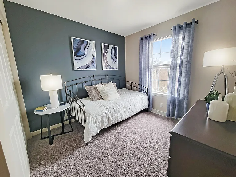 Lions Gate Townhomes — Photo 6