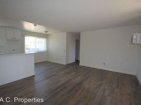 3rd image of 13849 Chase St #20