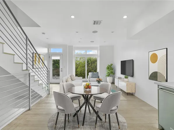 6009 1/2 Barton Ave, Los Angeles, CA 90038