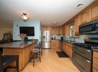 11 Shetland Rd, East Brunswick, NJ 08816