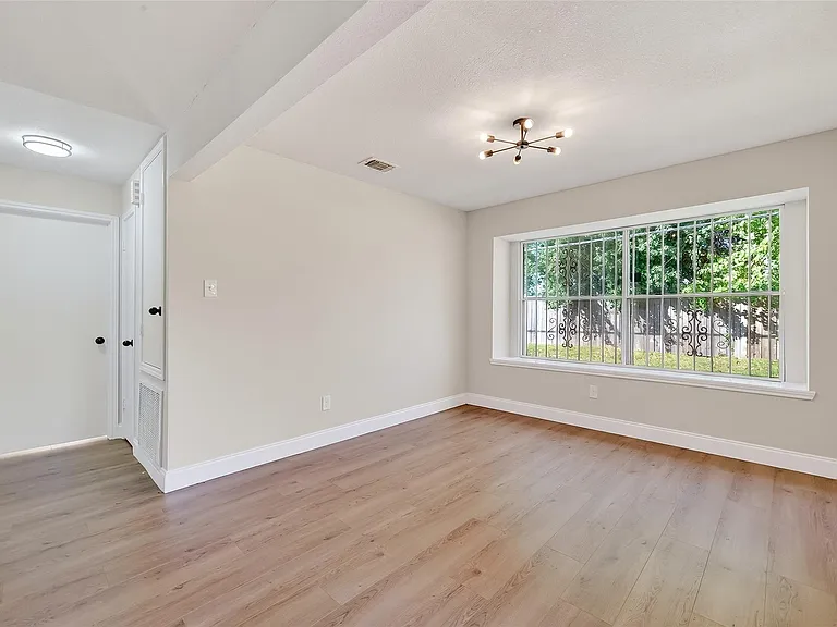 5530 Oak Falls Dr — Photo 15