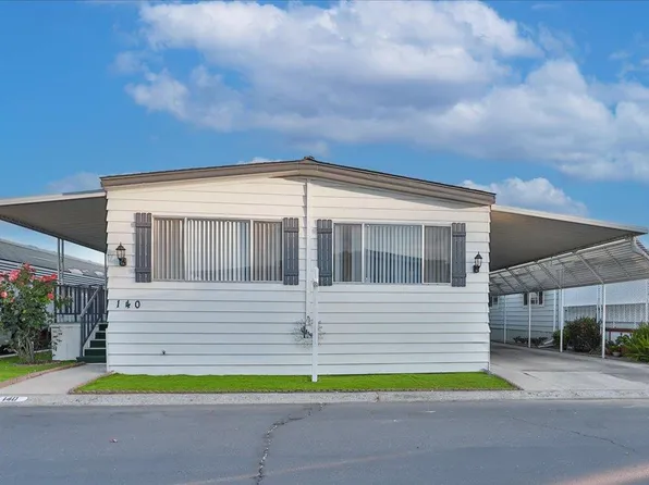 140 Granada Dr #140, Lodi, CA 95240