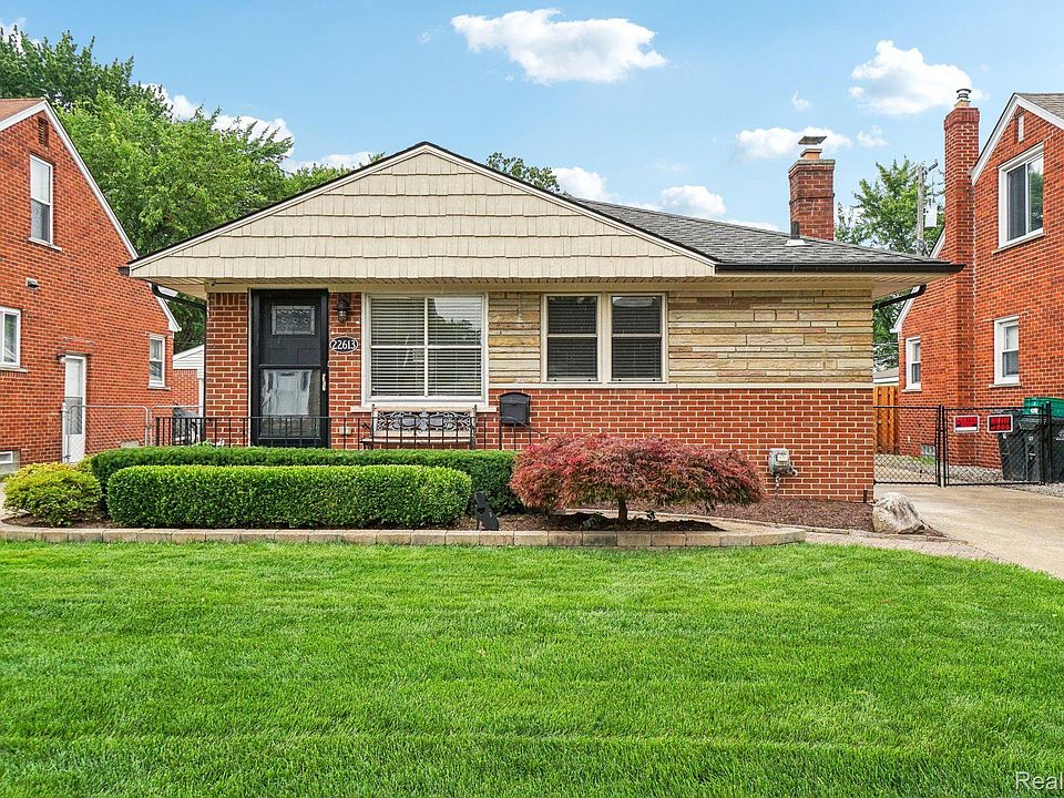1st image of 22613 Doremus St