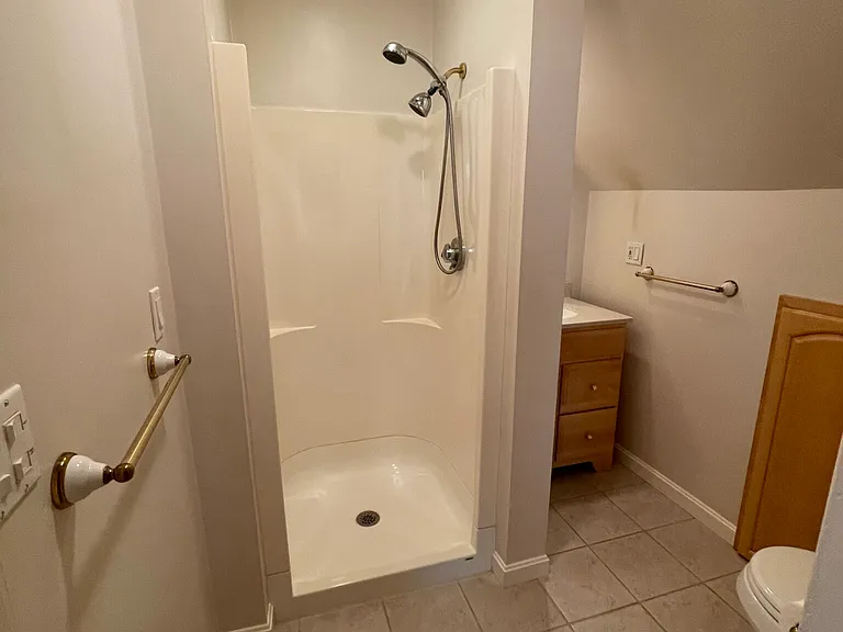 6 Cross St #1 — Photo 22