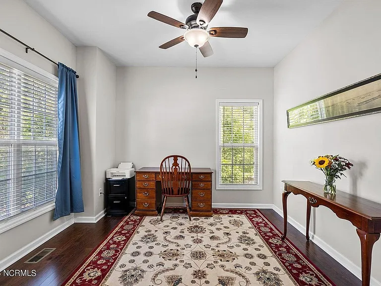 1010 Meridian Dr — Photo 5