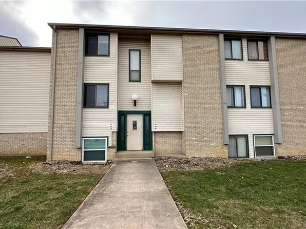 623 Lovers Ln, Steubenville, OH